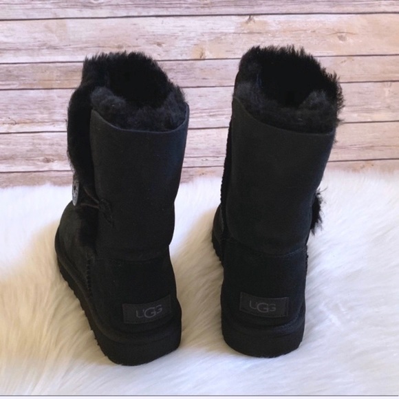 UGG Black Bailey Button II Boots - Picture 7 of 8